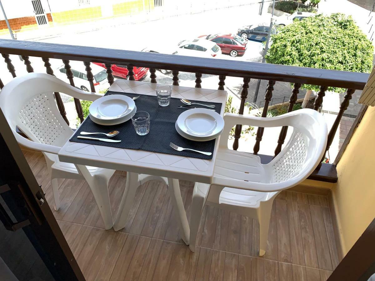 ארונה Cozy Studio In Los Cristianos Beach Free Wifi מראה חיצוני תמונה